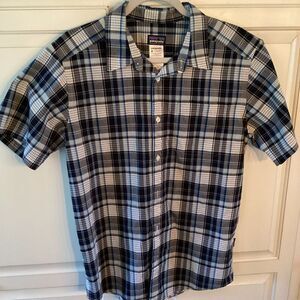 Patagonia Sz M Mens Button Down Short Sleeve Shirt Plaid 100% Organic Cotton